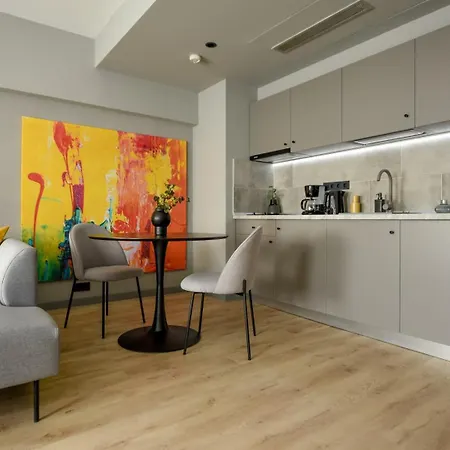 Premium Near Radisson - Modern & Stylish شقة بوخارست