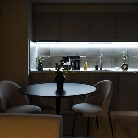 Premium Near Radisson - Modern & Stylish شقة بوخارست