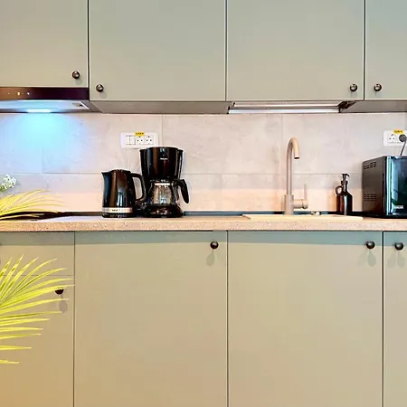 Premium Near Radisson - Modern & Stylish بوخارست