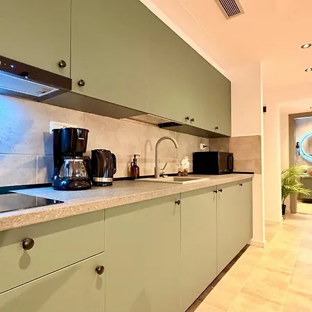 Premium Near Radisson - Modern & Stylish * بوخارست