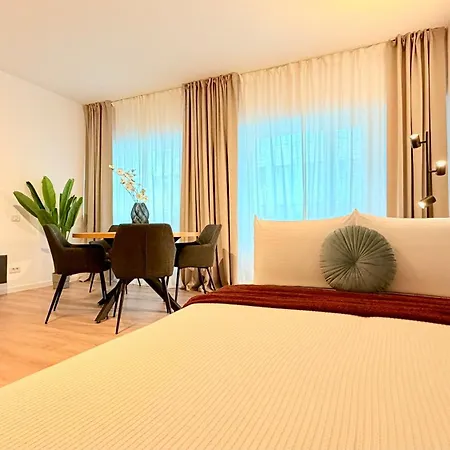 Premium Near Radisson - Modern & Stylish *