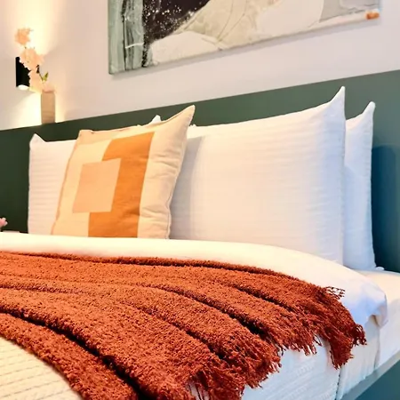 Premium Near Radisson - Modern & Stylish شقة بوخارست