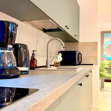 Premium Near Radisson - Modern & Stylish بوخارست