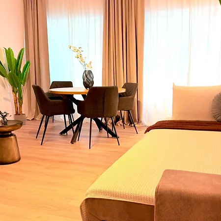 Premium Near Radisson - Modern & Stylish *