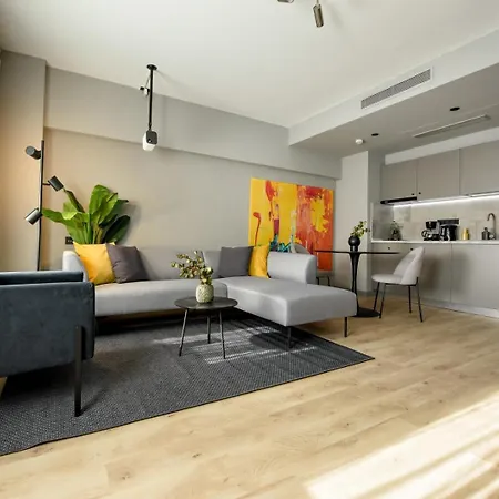 شقة Premium Near Radisson - Modern & Stylish