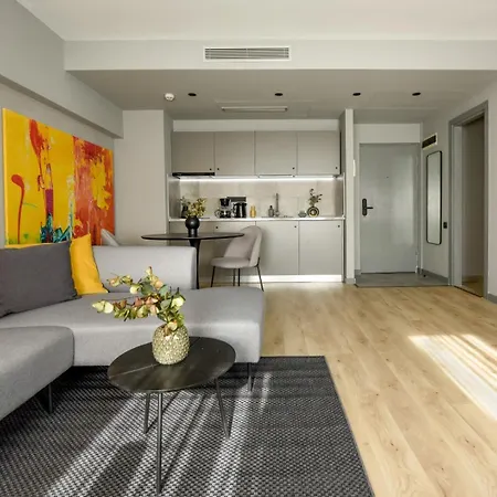 Premium Near Radisson - Modern & Stylish * بوخارست